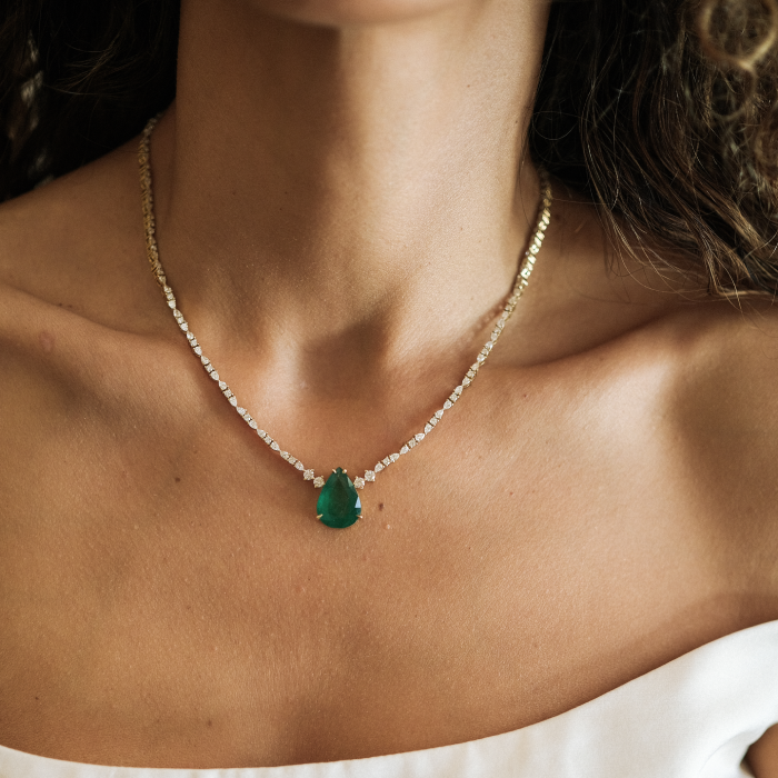 Colar Willow Ouro Amarelo, Esmeralda E Diamantes
