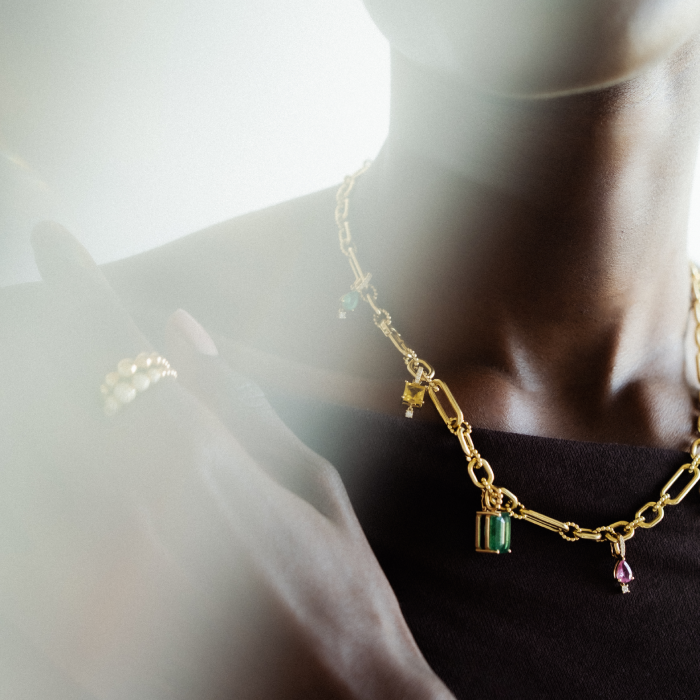 Pendente Ouro Amarelo Safira e Diamantes