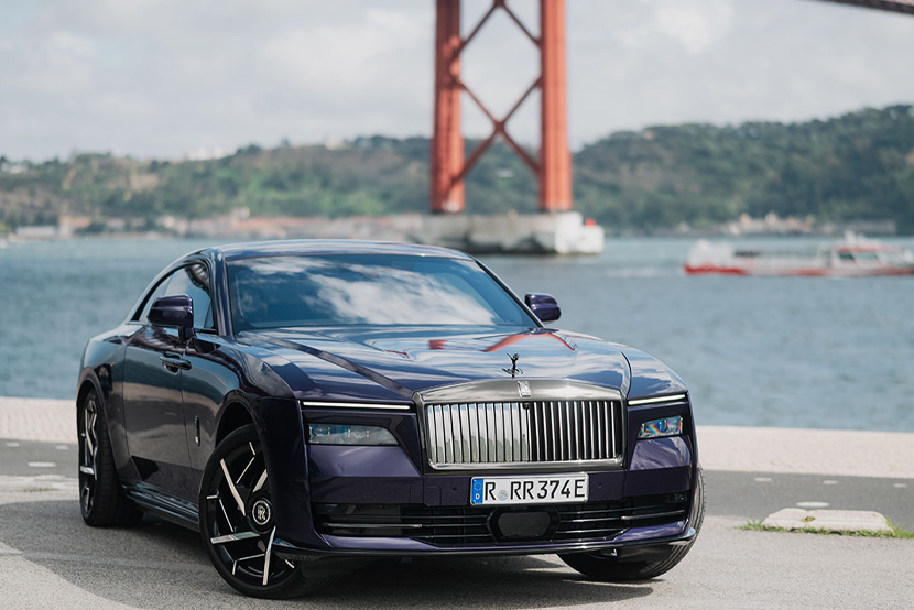 Turbilhao - Multimedia ROLLS ROYCE BLACK BADGE