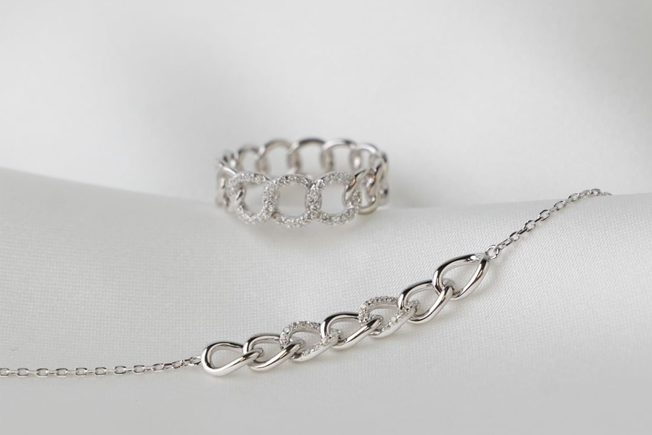 joias prateadas Joanli Nor