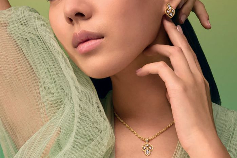 BUCCELLATI &Eacute;TOIL&Eacute;E