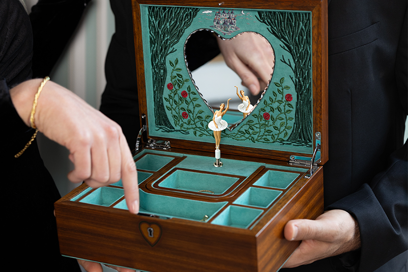 Caixa joias musical WOLF